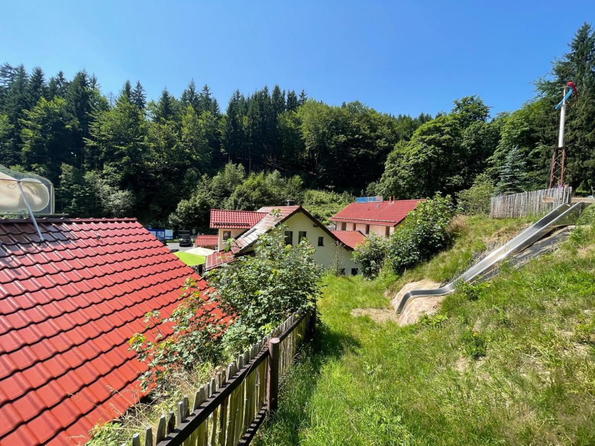 Hotel & Gasthaus Sterngrund Zella-Mehlis Eksteriør bilde